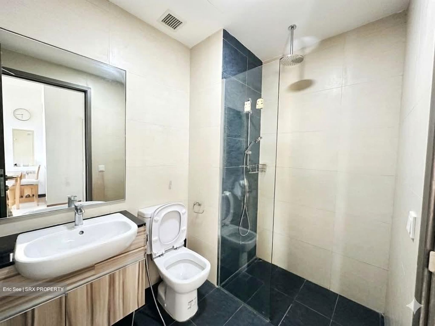 Sims Edge (D14), Apartment #570934911